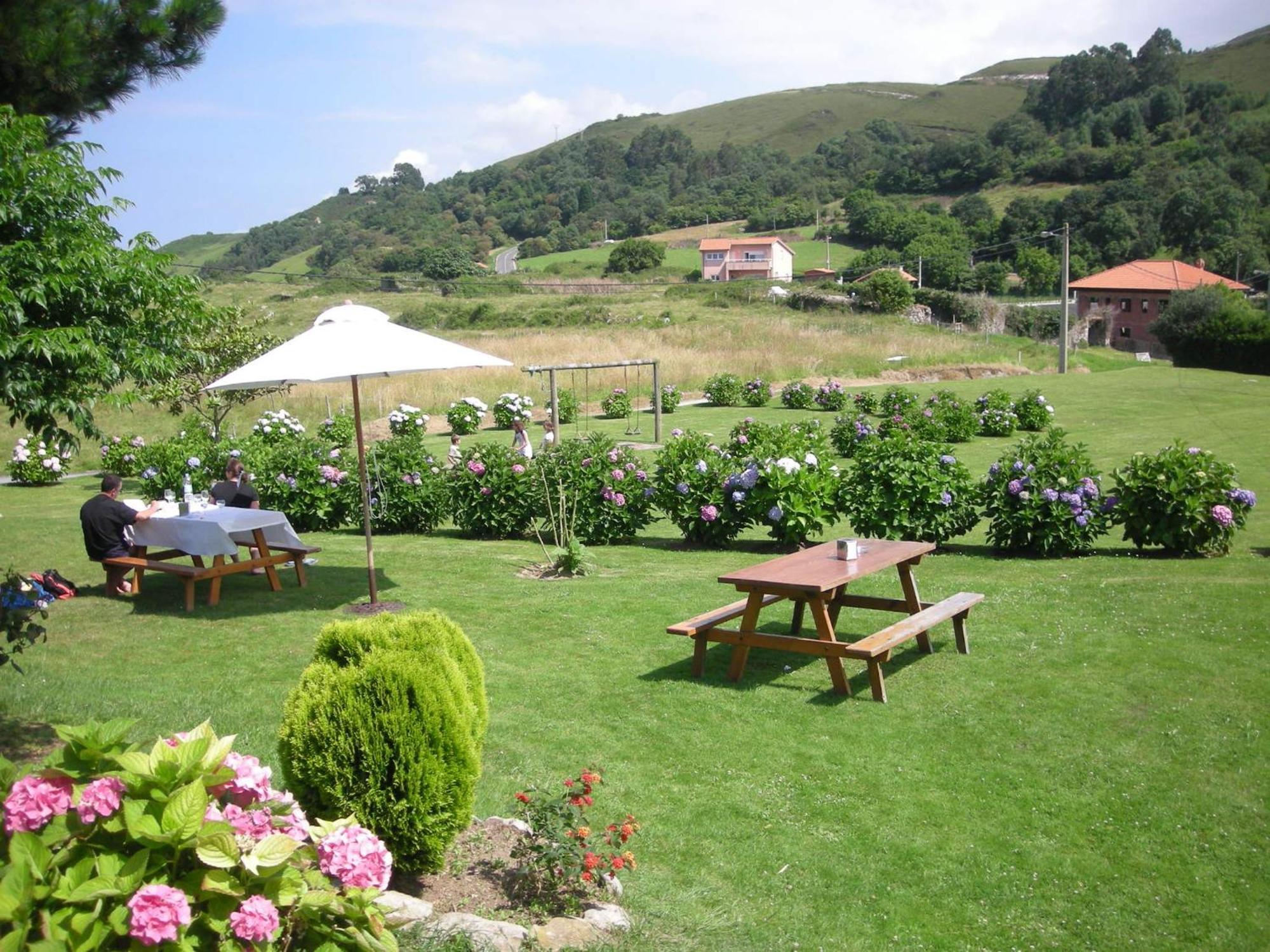 Hotel Migal كيو المظهر الخارجي الصورة