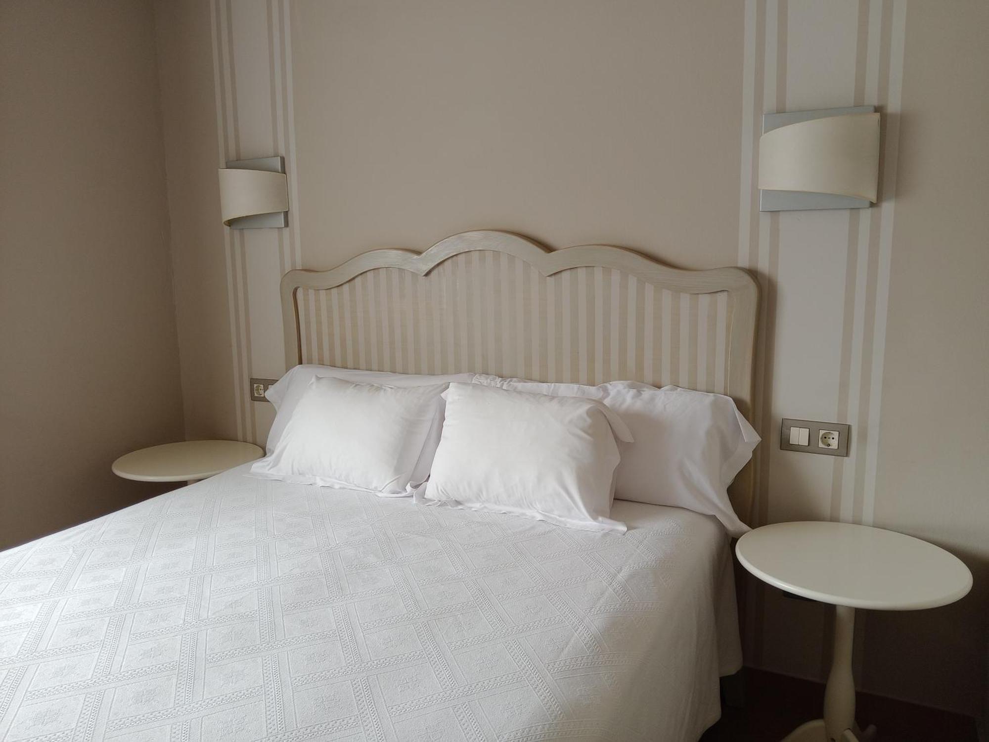 Hotel Migal كيو المظهر الخارجي الصورة