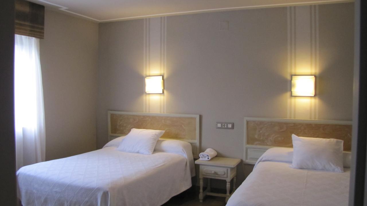 Hotel Migal كيو المظهر الخارجي الصورة